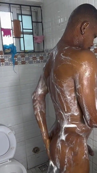 Scopata in bagno con il mio ragazzo