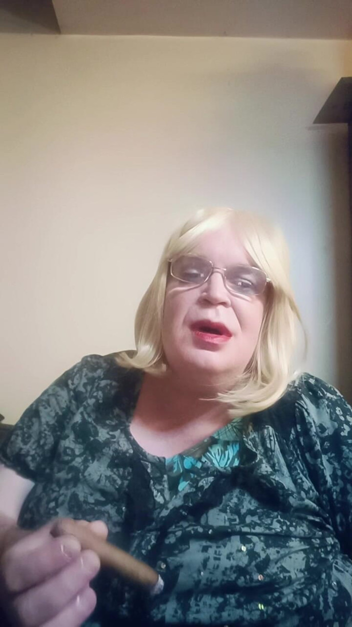 Stephanie-Nicole-TV: Eylül 2026 vlog - puro içerken yağ çiğneme