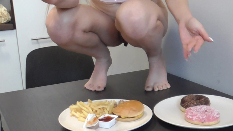 Femdom Austria: Fast Food &amp; Donat krmení nohou!