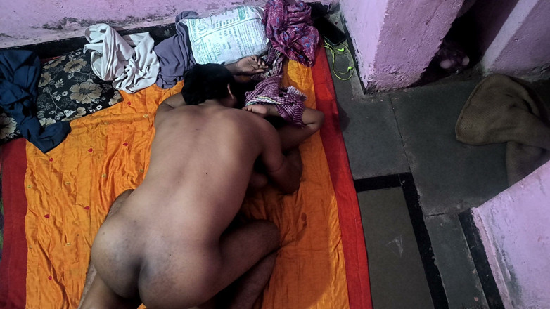 Amarjit2526: मेरी सौतेली मम्मी के पास इतनी बड़ी, गोल गांड है कि जब भी मैं उसे अपने लंड के आसपास लेती हूं तो सख्त हो जाती है