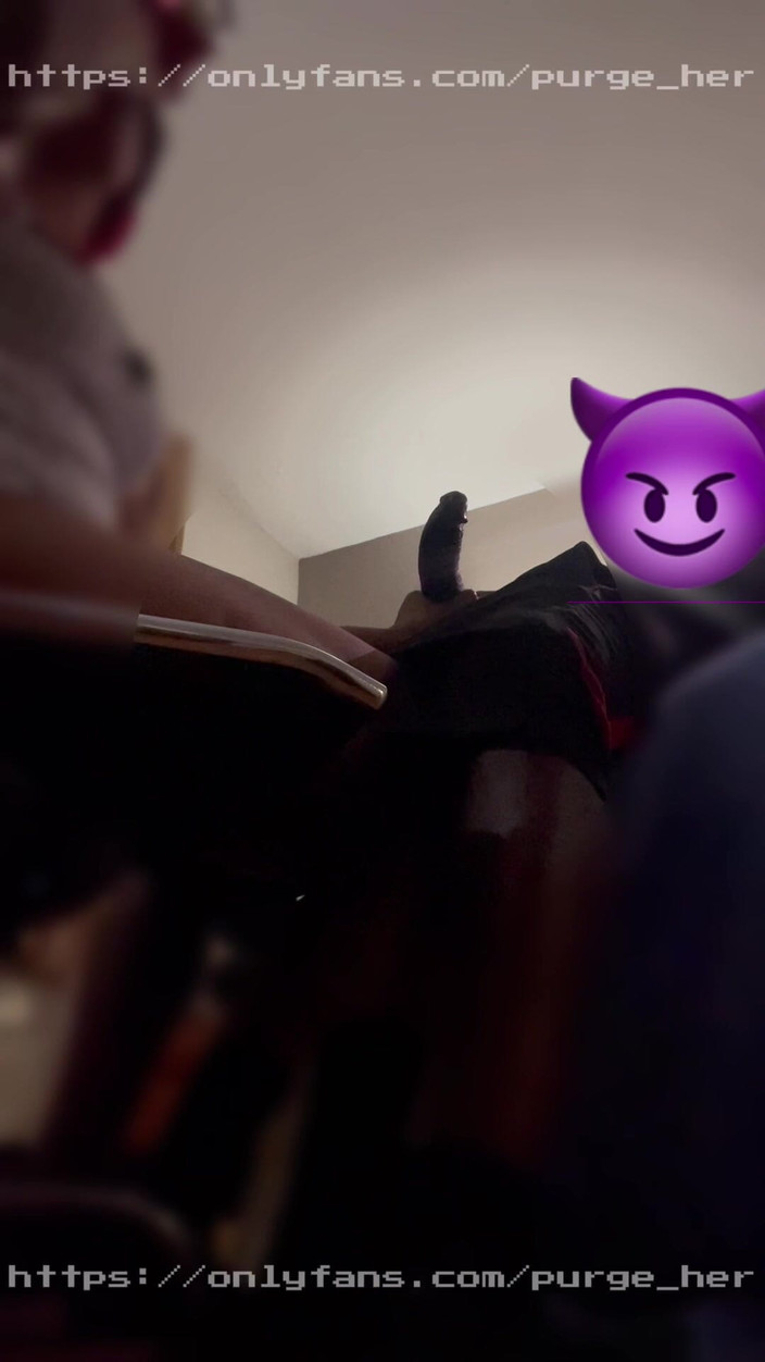 Purge_her: Emo Slut Work Hard for a Cumshot