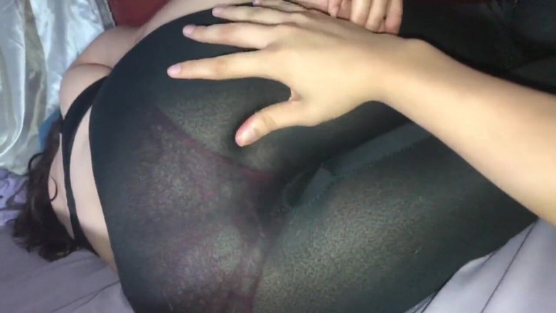 Mexicasero: La mia matrigna ha delle leggings trasparenti molto calde