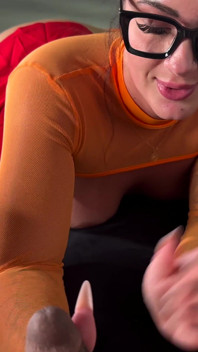 Thick PAWG Slut Naomi Foxx Big Booty Makes BBC Cum Early