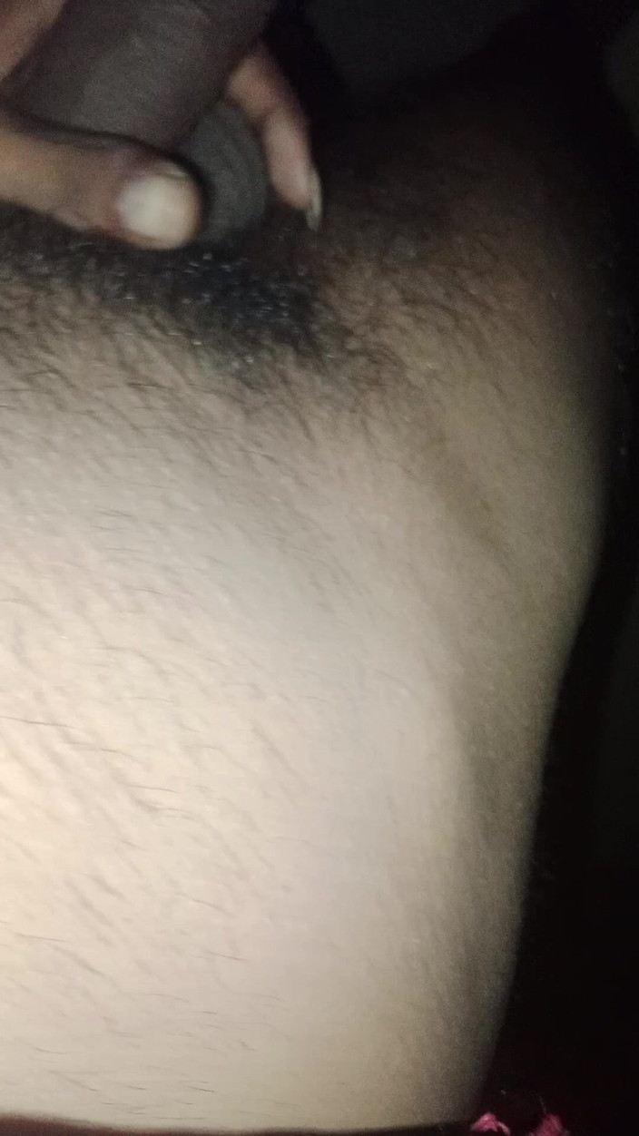 Arvind6355: Un ragazzo indiano masturba un grosso cazzo