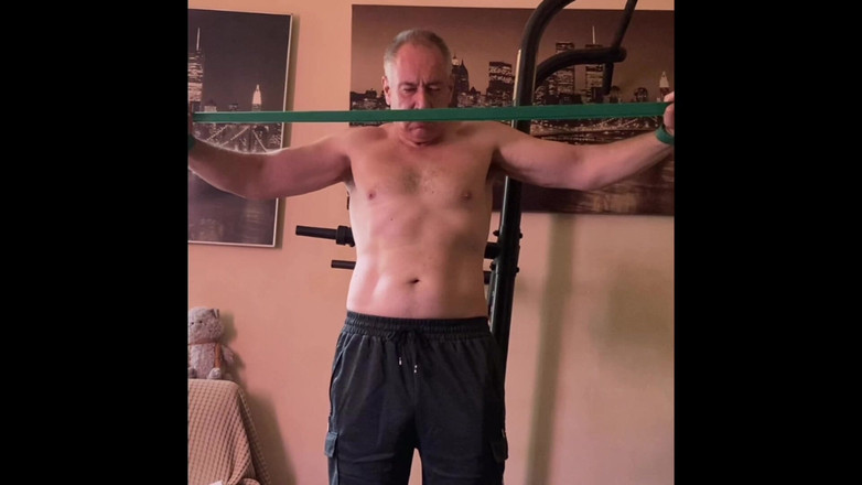 Alex Art: Bir dambıl gibi, sadece bir penis