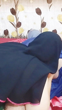 Six marat, Abiyah Al-Sharmuta