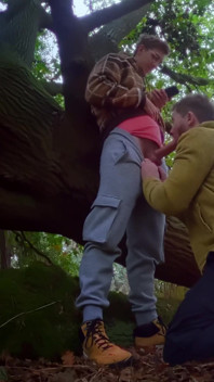 Sneaky BJ at the Park