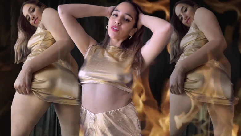 Goddess Alexa femdom: 为你的黄金上帝而犯罪