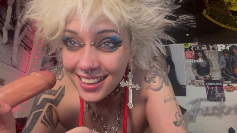 Glitterqueen1999: Glitterqueen1999 amarra seu nariz com corda, fetiche por nariz de...
