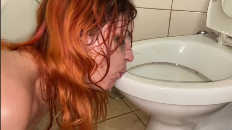 Elena917: Umilire curvă la toaletă