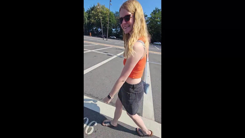 Bikergirl_97: Shoppen Im Einkaufszentrum Mit Grossem Dildo Und Orgasmus!