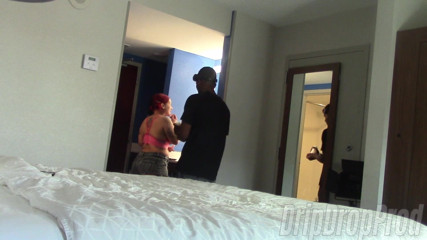 DripDrop Productions: bities dripadrop Santana Red philmane se pahle apni gand hila...