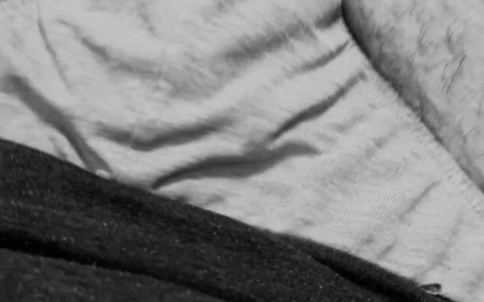 Juicy Daddy xxx: Душ після вступу в спортзал - немає межі, в розслабленій формі деякі пікантні фото, коли він прокидається і більше задоволення, яке я починаю
