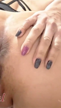 Sadece benimle bir randevu ayarlarsan ve porno sinemasında erkeklerden bahsedersen nasıl olacağını biraz gösteriyor