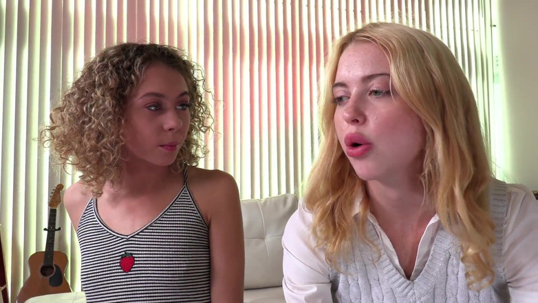 Mano Job: Allie Addison & Chloe Cherry Dalam Pembantu Jerkoff Yang Baik