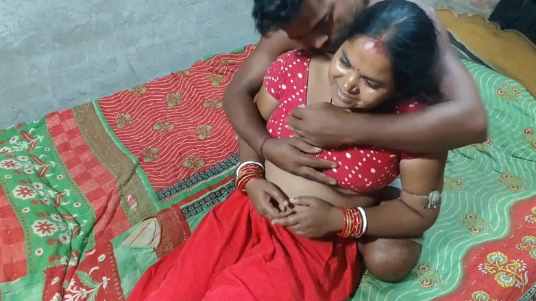 Raju Raju: Follada joven tía desnuda