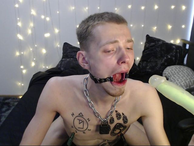 Endo Starts a Surprise Show in a Cool Helmet-mask Then Plays with His Hole with Different Toys, and Finally Cums (Endo_wolf)