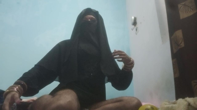 Urvashipatil123: 印度变装者性感视频丝绸 naqab