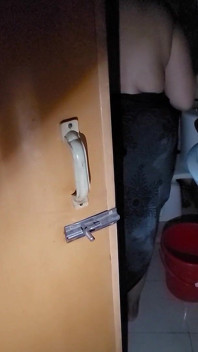 My Stepsister Was Taking a Shower with the Door Open and I Was Peeking in