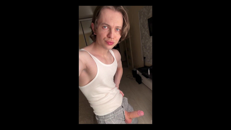 rushlightDante: Pula mea pare și mai mare în pantaloni. Toate unghiurile mele cele...