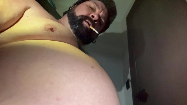 Brewster Bear: Rauchen &amp; Pumpen