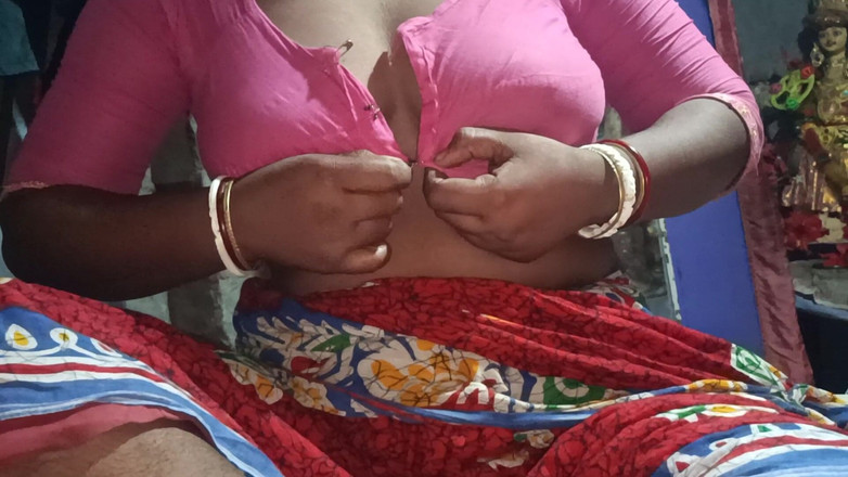 Monika Bhabhi: 印度哥的浪漫