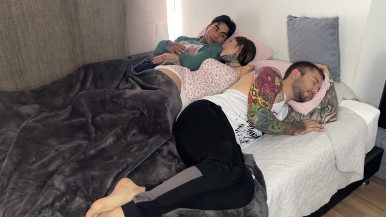 Samy Ortiz: Mi Novio Se Descuida Y Termino Follando Fuertemente Con Su...