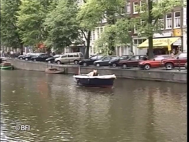 Naughty by nature in Holland: 来自荷兰的业余爱好者