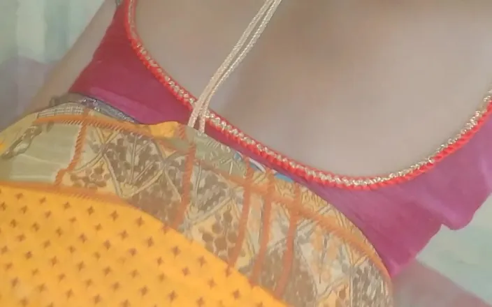 Shahilsingh119: 家に誰もいないとき、私は義理の妹とセックスしました