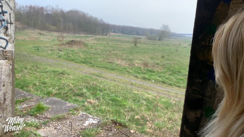 Miley Weasel: Heiße deutsche miley wiesel, riskanter sex in der Öffentlichkeit