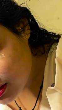 Adik tiri desi seksi panas blowjob dan seks tegar 