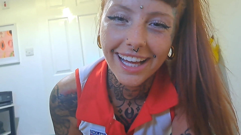 Yourfavecumslut: British Teen CBT Ballbusting