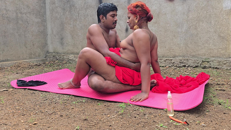 Beauty7Angels: Milf Saree India membersihkan zakar dengan keras 69 hisap dan kongkek...