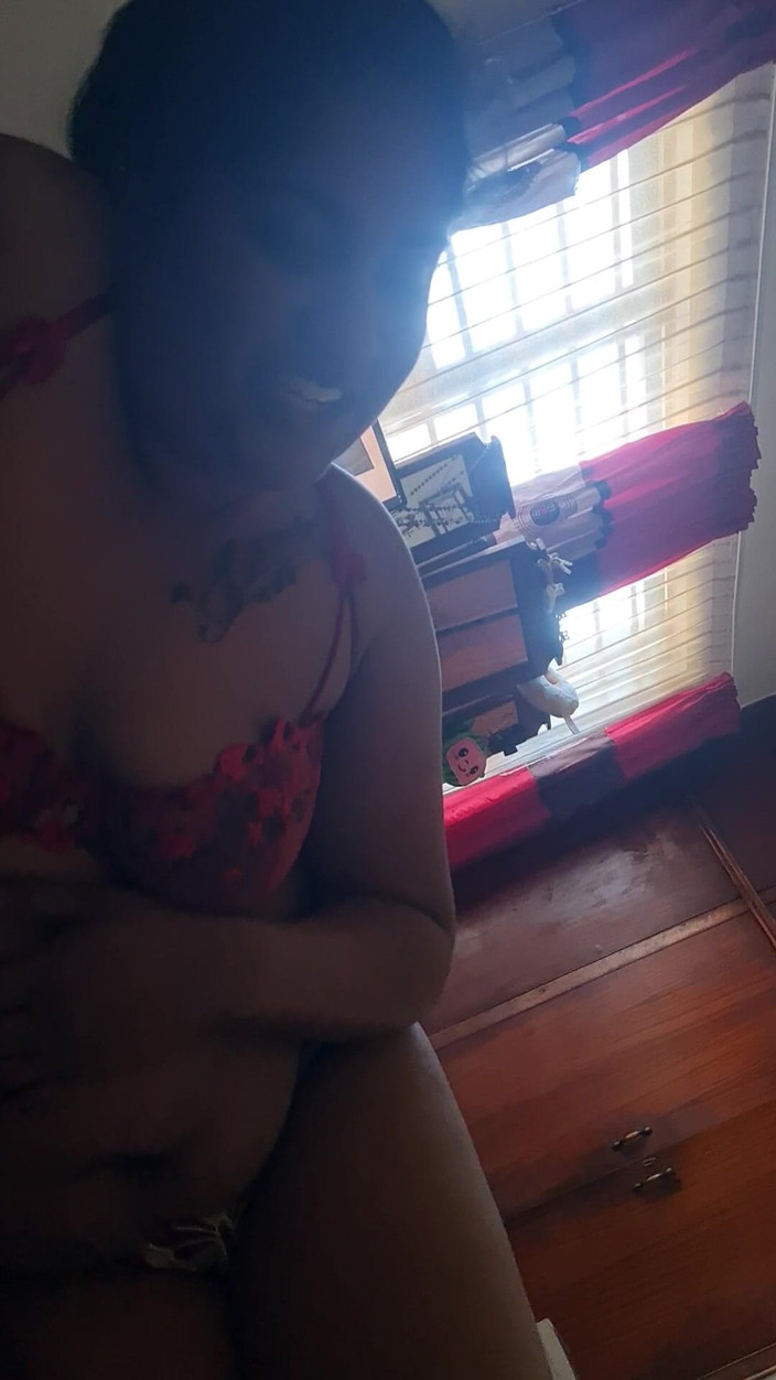 Scarlettxavier: See to What Sexy