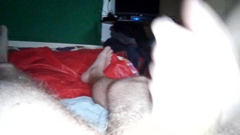 Sex hub couple: Whip cream, peeing, and some blowjob