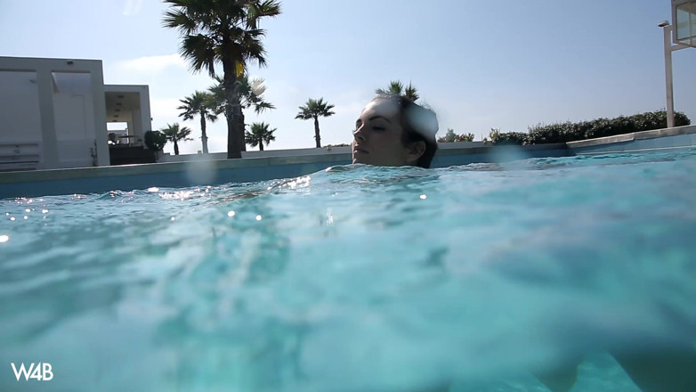 Watch4beauty: Bajo el agua