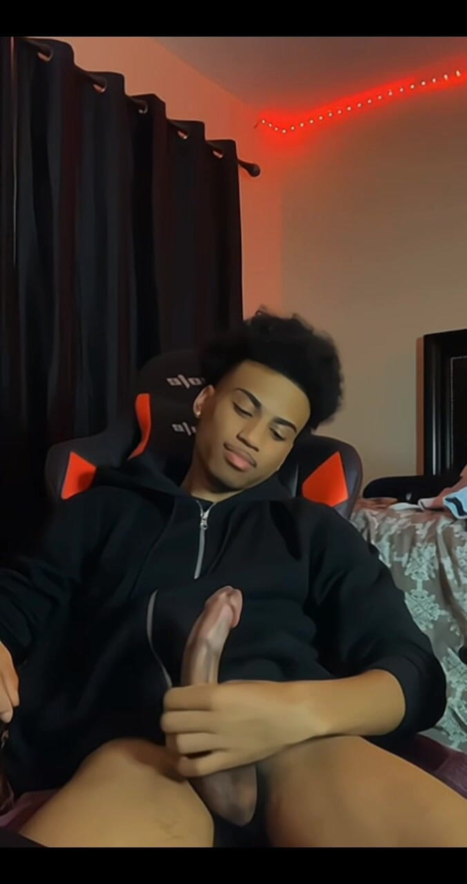 DamagedUnity9: Crot sperma di tengah malam