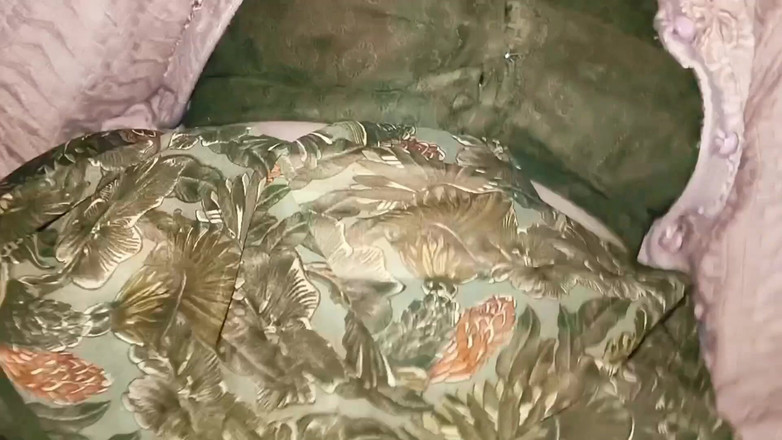 Village studio: Hard snel neuken met stiefzus