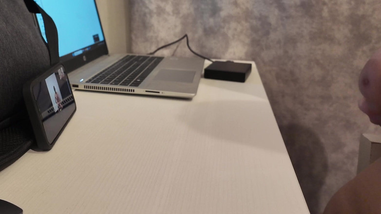 Cruel Maria: Voila Komentář Ce Passe Une Visio Avec Ma Chienne