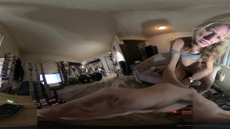 Lizzy Yum: Liz Young Sd noiembrie 2025 se masturbează #47