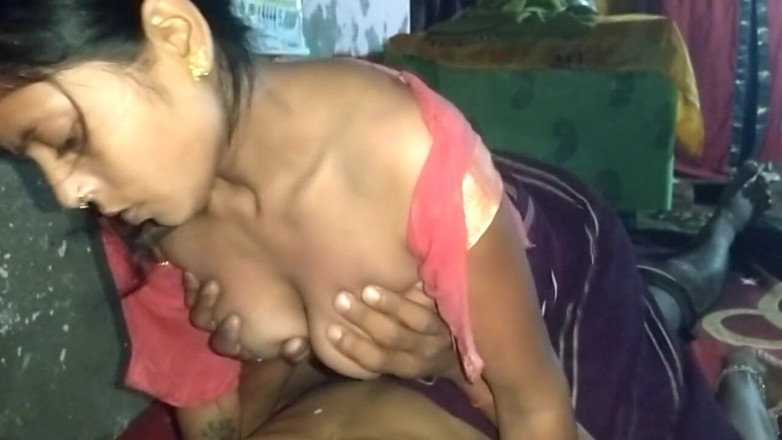 hotsimran70: Simran Bhabhi naturliga bröst hårt knull