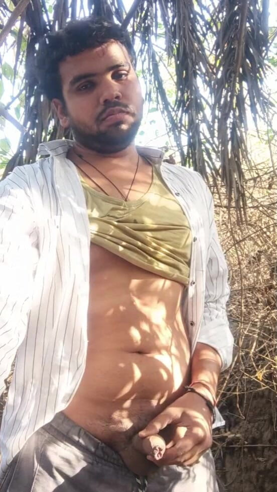 IsmaatDeva: Whitish Cream Peeing in Forest Alone