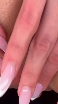 Nat, coquine excitée, se fait baiser en POV