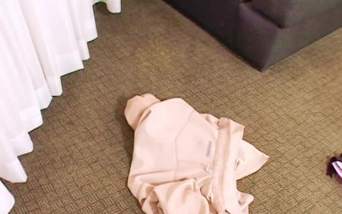 Top Web Models: ダニエル・デレク スキニー巨乳 Dd おっぱい ブロンド ファックされ、顔射