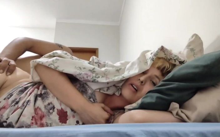LunaOlvr: J’ai fait semblant de rêver et ma belle-mère coquine est...