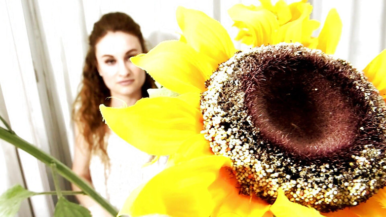 Arielortizx: Mein stiefvater liebt mich, um mit meinen Vibratoren zu masturbieren,...