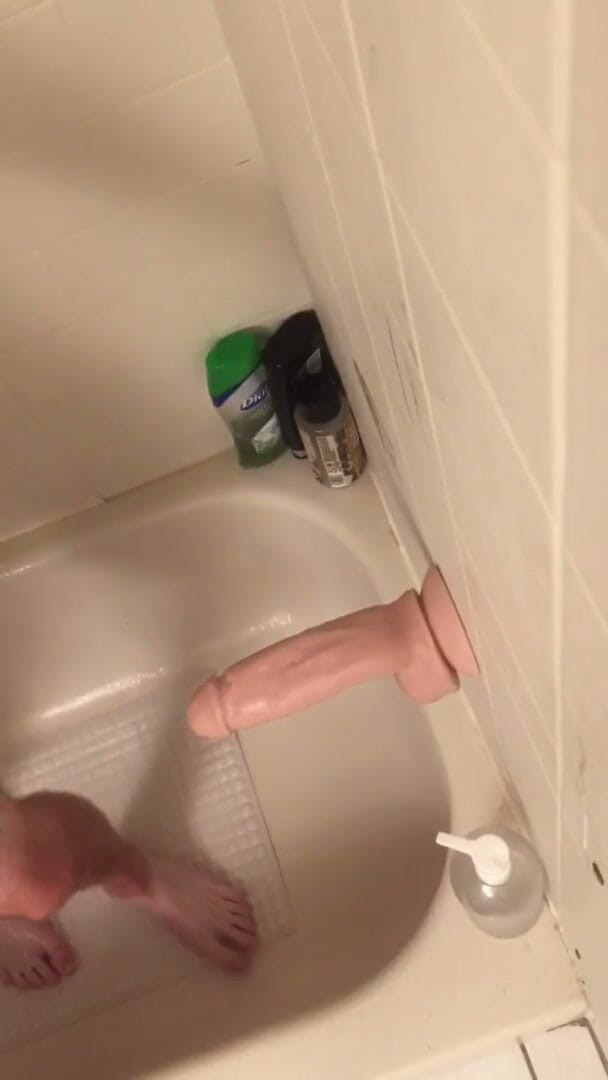 Sam B5: Big Dildo Fucking My Ass in the Shower