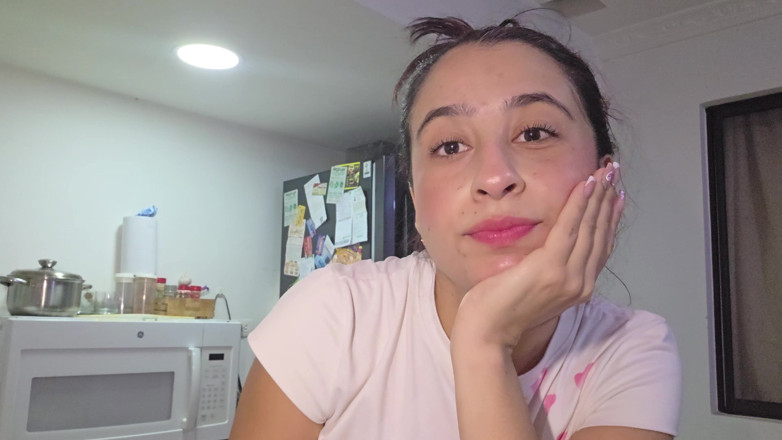 alexia twerk videos: Chille koffiesessie gewoon praten en ontspannen