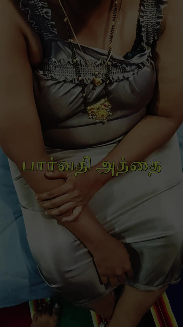 Tamil Jessy: Tía parvathi