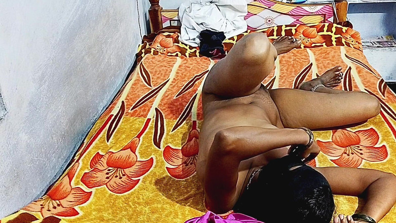 Desihotcouple: Indyjska gorąca żona Domowa cipka lizanie lodzik Fuking